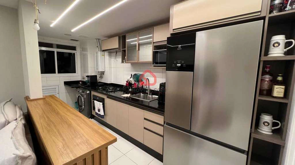 Apartamento mobiliado de 85 m² com 2 quartos, varanda e churrasqueira — photo 5