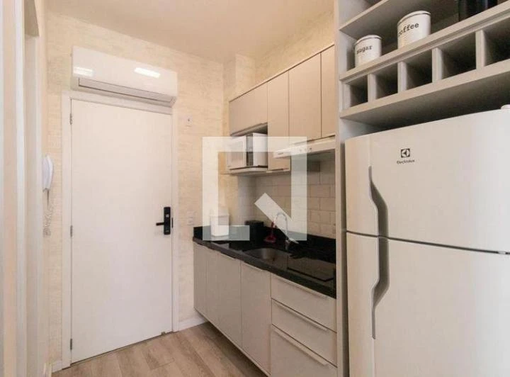 Furnished 20 m² studio on the 25th floor — photo 2