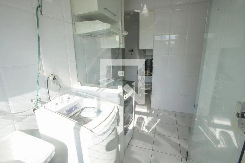 Departamento de 2 dormitorios con balcón cerrado con vidrio — photo 43