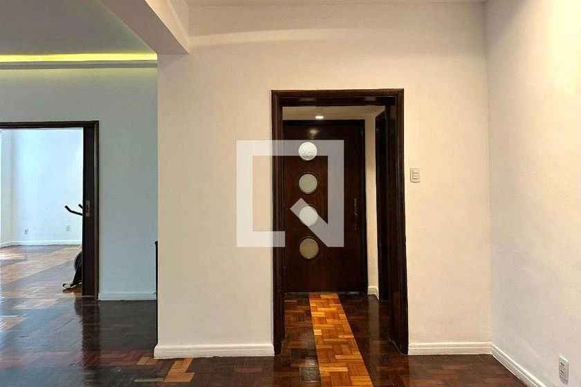 Unfurnished 260 m² apartment with 4 en-suite bedrooms — photo 45
