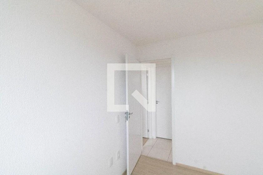 2-bedroom apartment in a building with a gym — photo 31