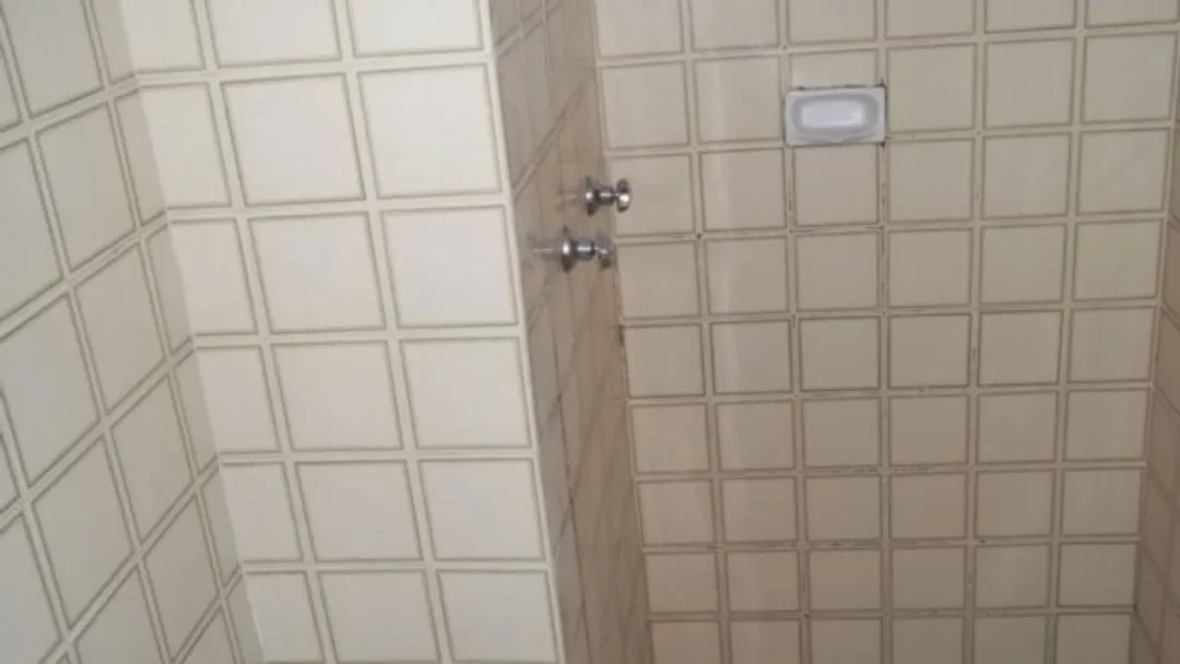 Apartamento de 2 quartos com vista para as montanhas