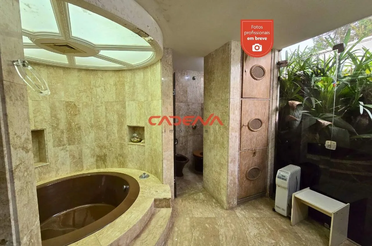 Rental house with 5 bedrooms and 5 bathrooms — photo 11