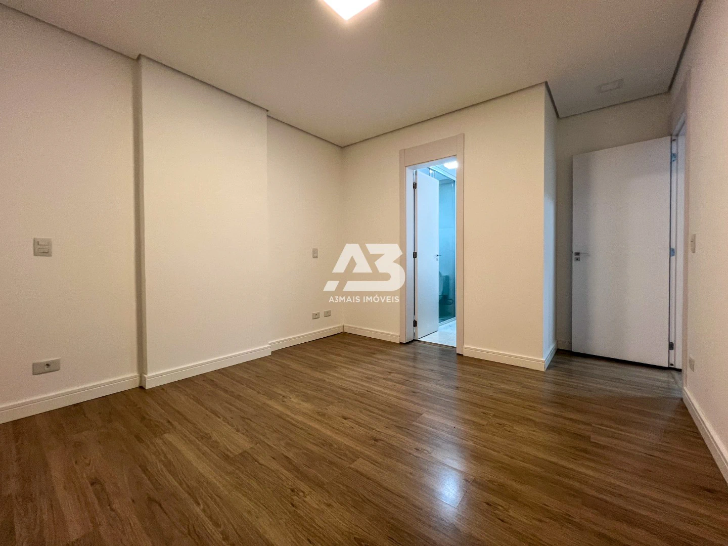 Apartamento com 3 dormitórios e 2 vagas, varanda com BBQ — photo 6