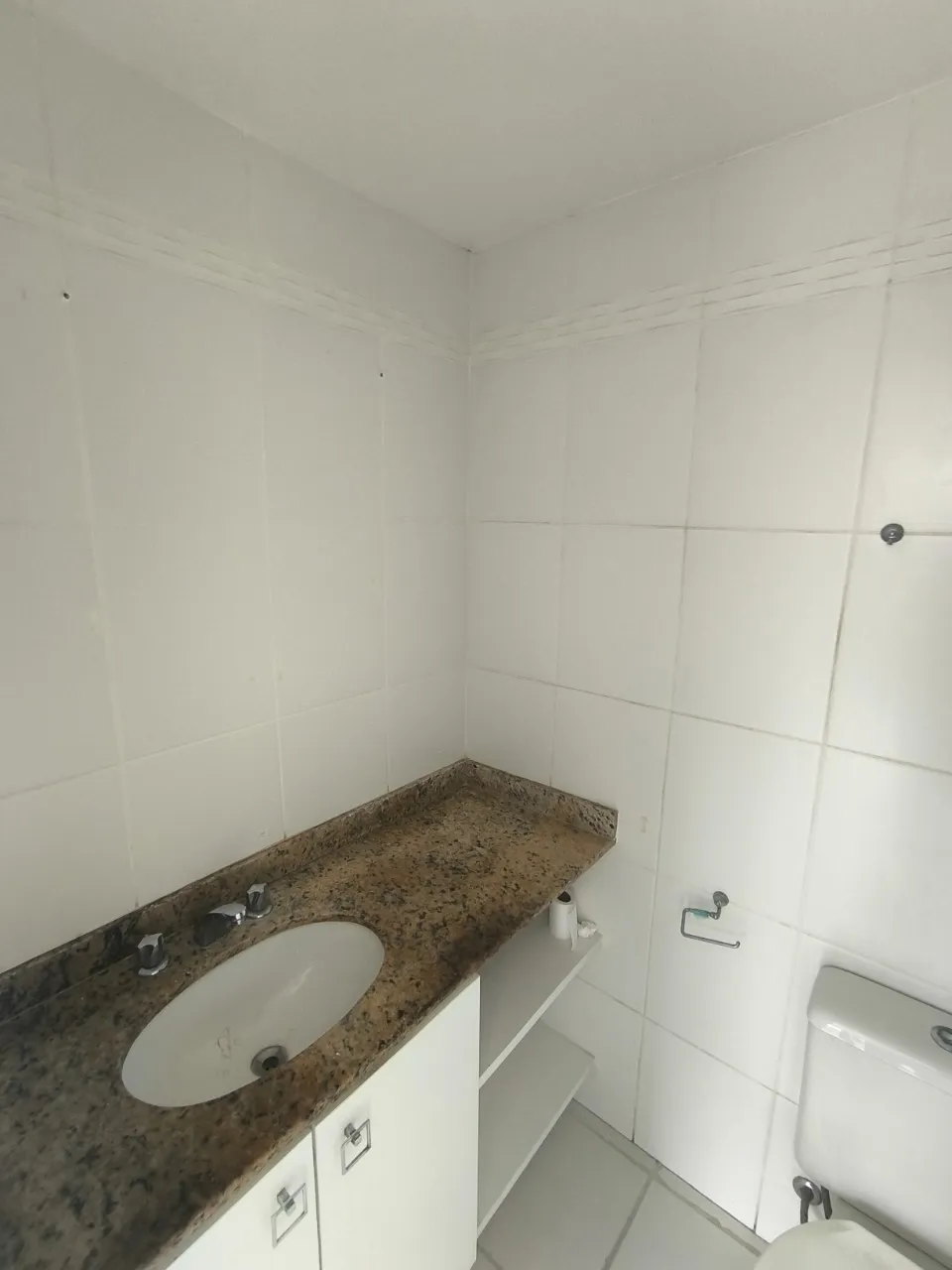 3-bedroom apartment with a closed kitchen and 2 parking spaces — photo 11