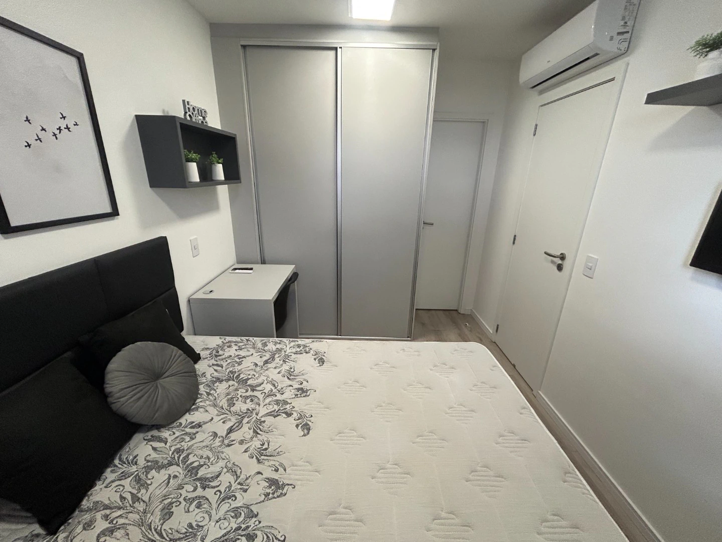 Apartamento de 1 dormitório com cozinha americana integrada — photo 8