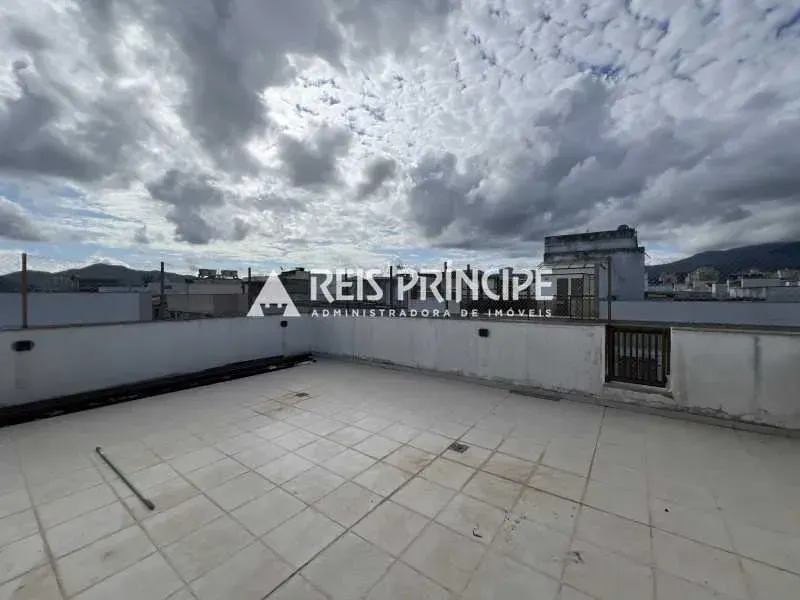Duplex penthouse with elevator and 3 bedrooms — photo 22
