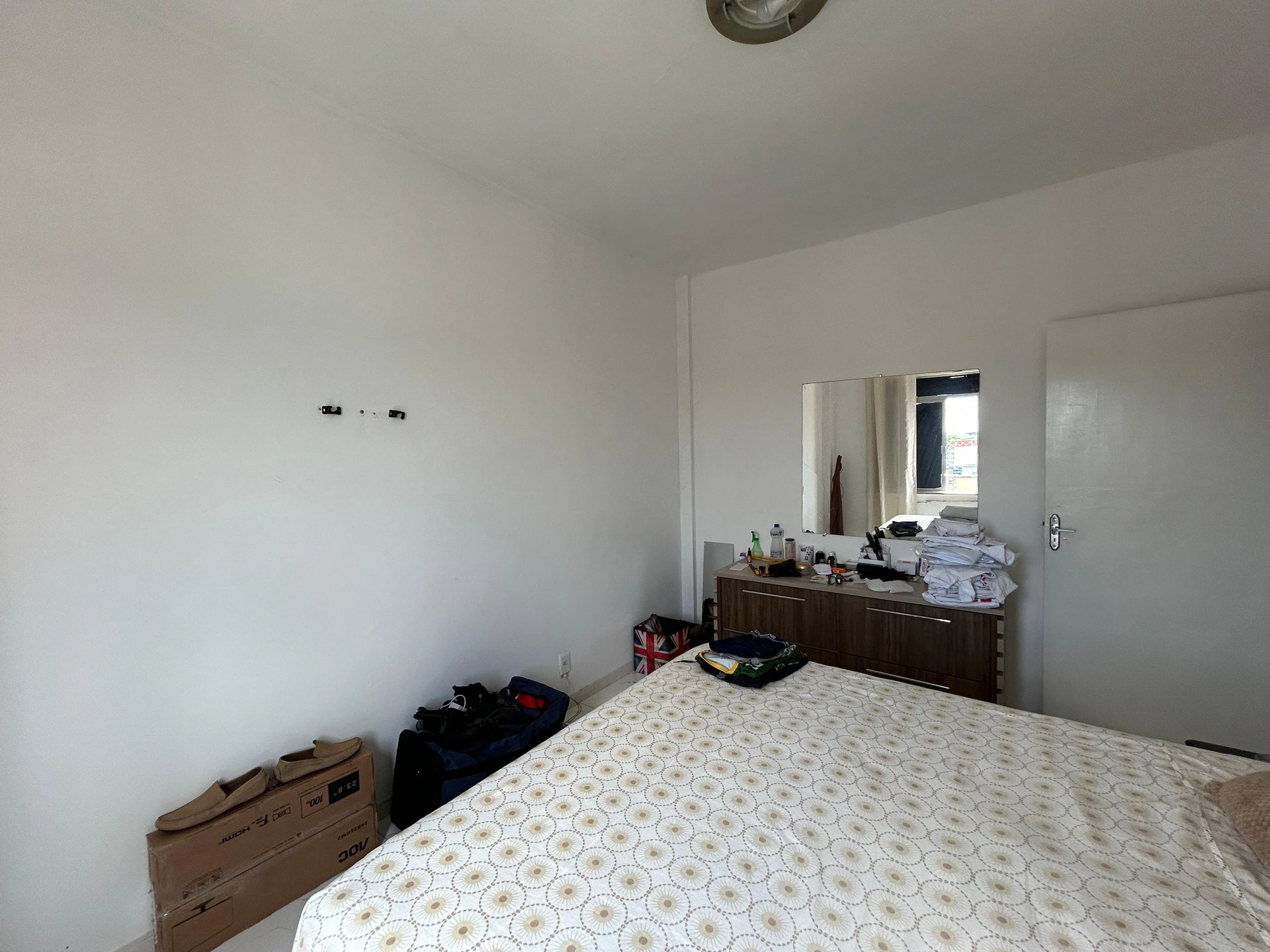 Washing machine in a 3-bedroom apartment, 130 m² — photo 3