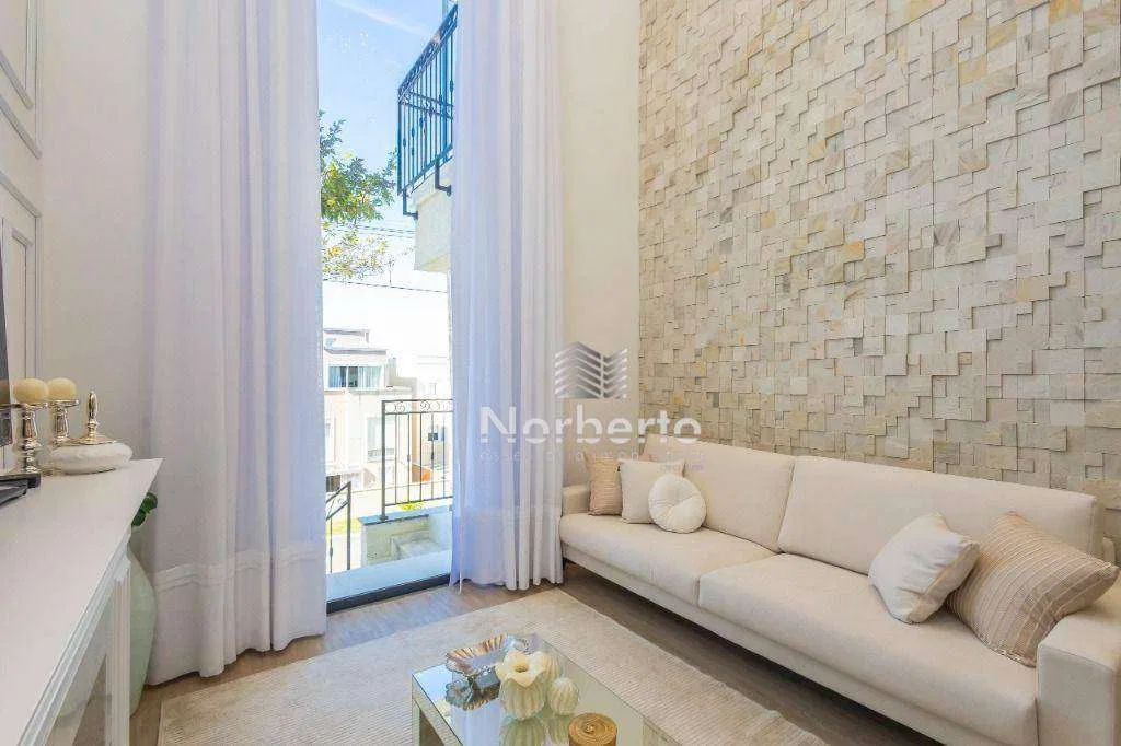3-bedroom house with a bathtub in Curitiba — photo 12