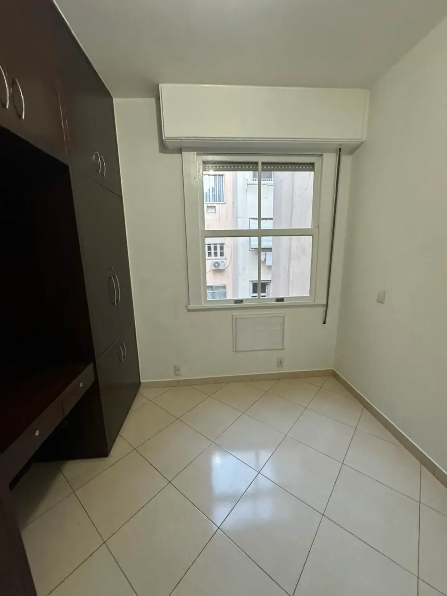 Apartment with 2 bedrooms, 2 bathrooms and balcony — photo 22