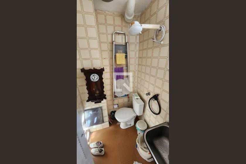 Затишна мебльована квартира з 3 спальнями й 1 ванною — photo 27