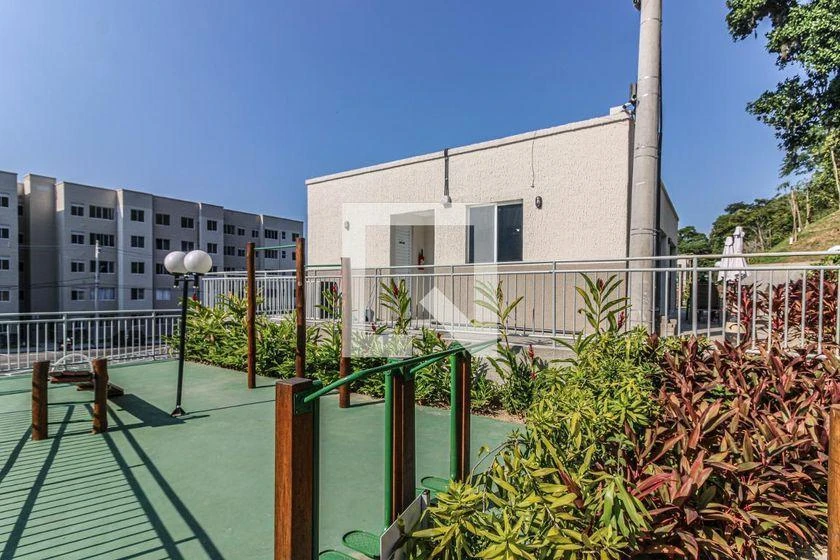 2-bedroom apartment in a building with a pool — photo 10