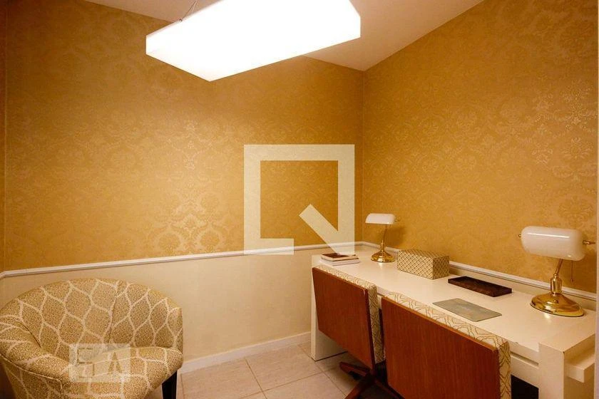 House for rent with 4 en-suite bedrooms and 450 m² — photo 10