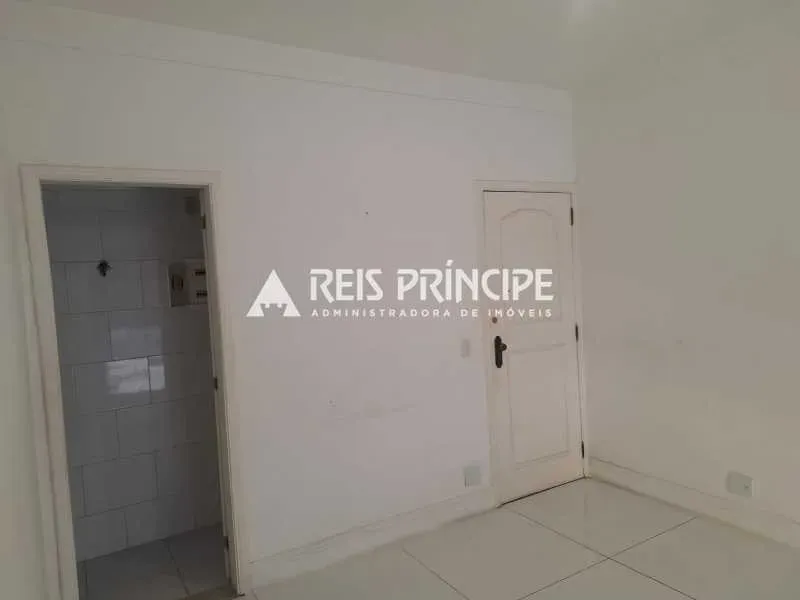 Apartamento de 3 quartos (1 suíte) com varanda — photo 16