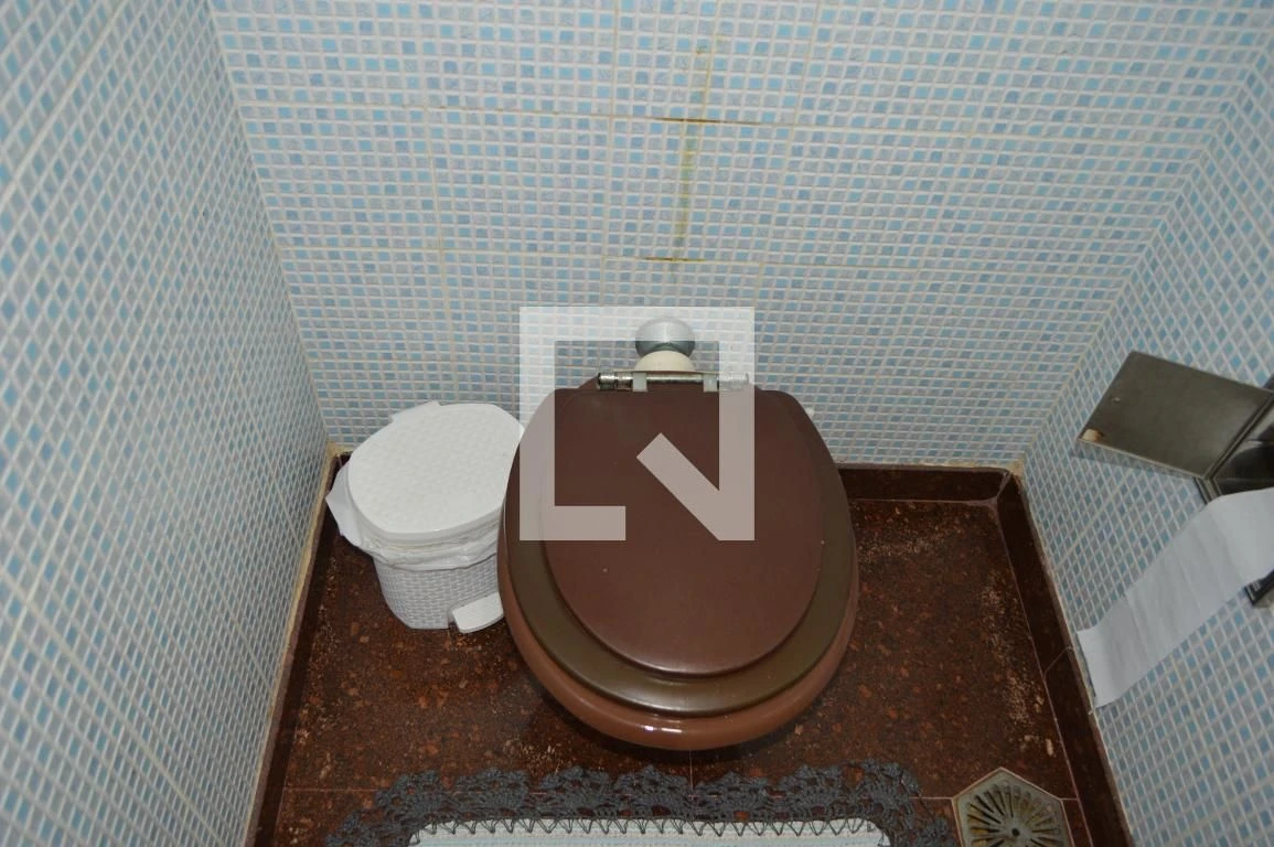 Будинок для оренди на 6 спалень із ванними та приватним садом — photo 13