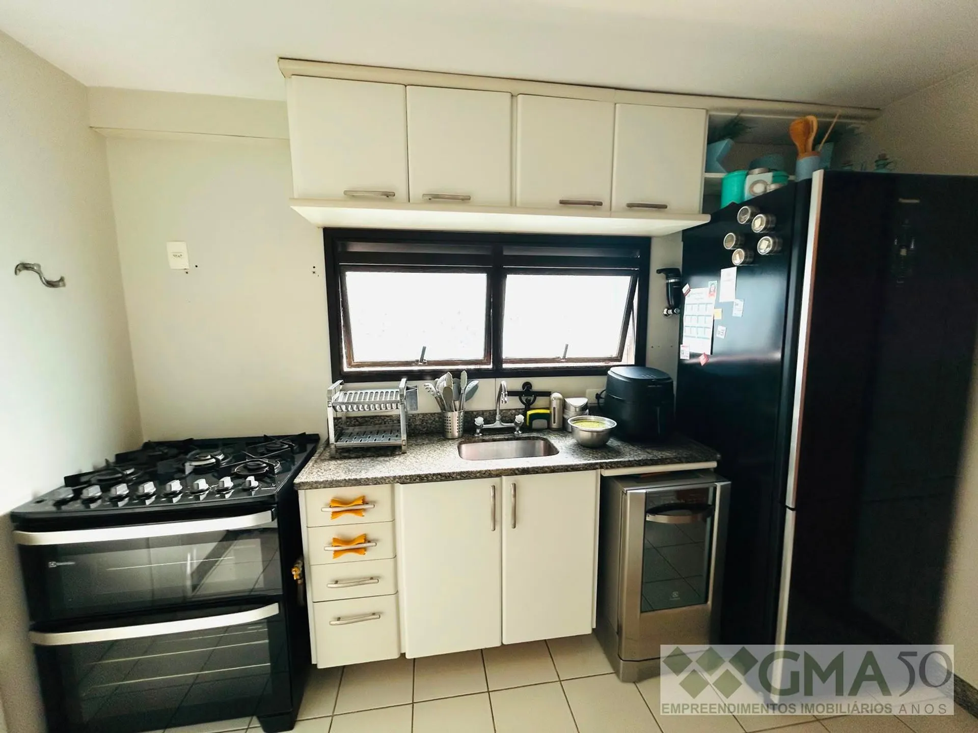 Apartment with 4 bedrooms and 5 bathrooms, 2 parking spaces — photo 34