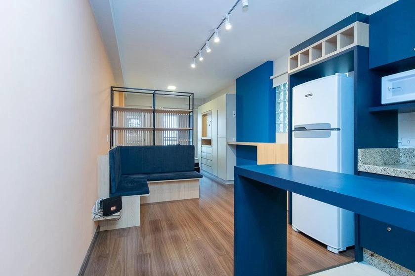 Furnished 1-bedroom apartment with balcony — photo 5