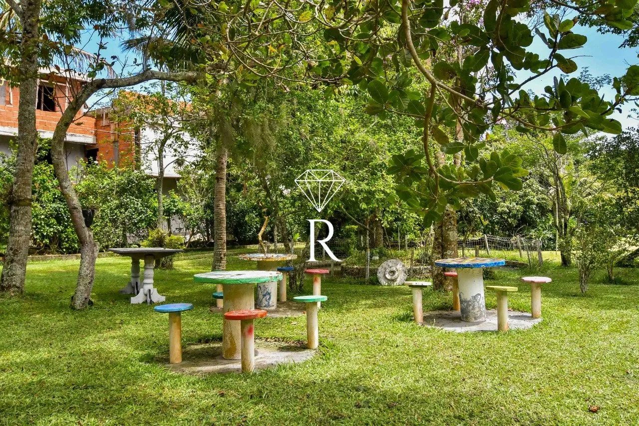Casa tipo sítio con 4 dormitorios y 6 plazas de aparcamiento — photo 80