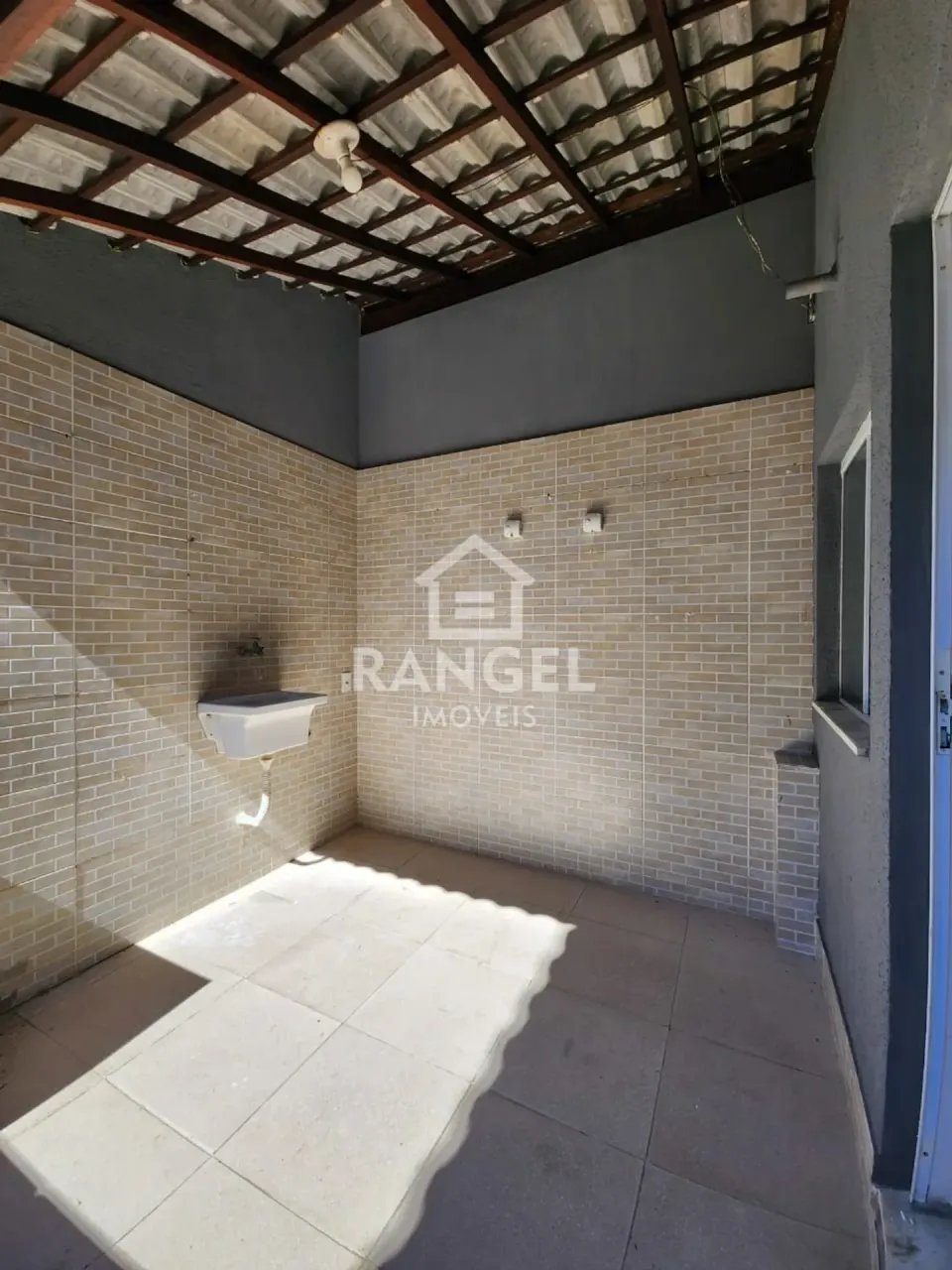 Casa com 3 quartos e varanda, 2 vagas, 3 banheiros — photo 13