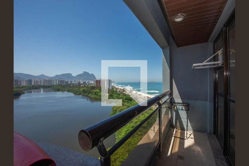 Furnished 2-bedroom apartment with view in 72 m² — photo 32