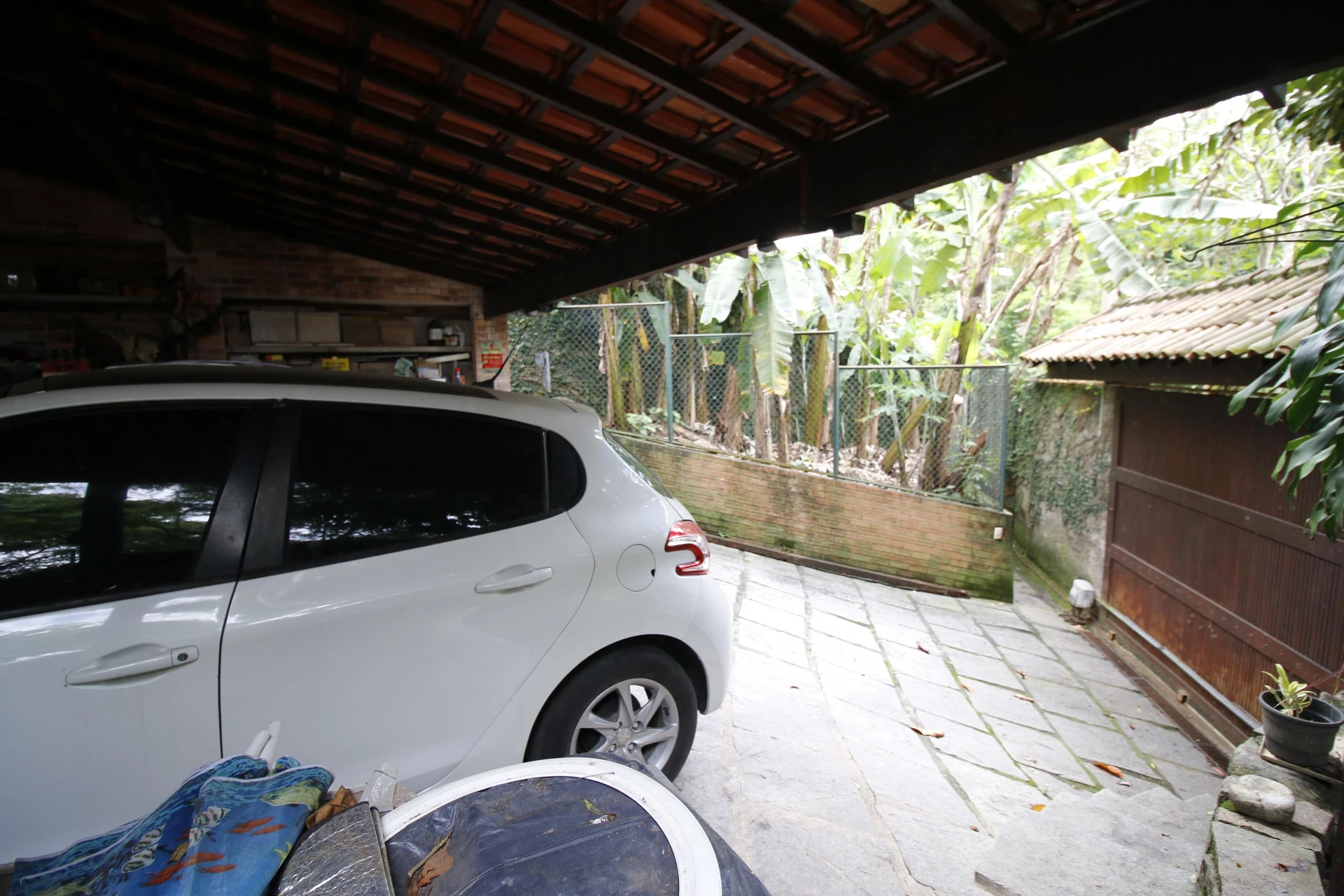 Furnished house, 700 m², with a jacuzzi — photo 76