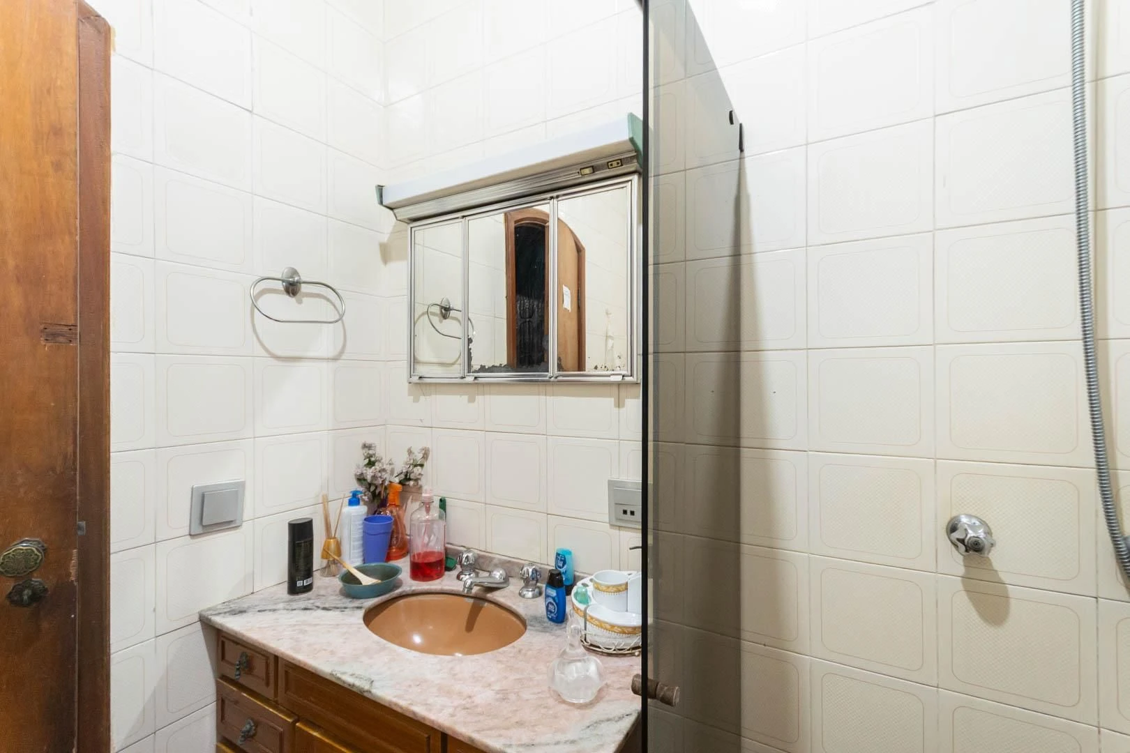 House with 3 bedrooms, 1 en-suite and 2 parking spaces — photo 45