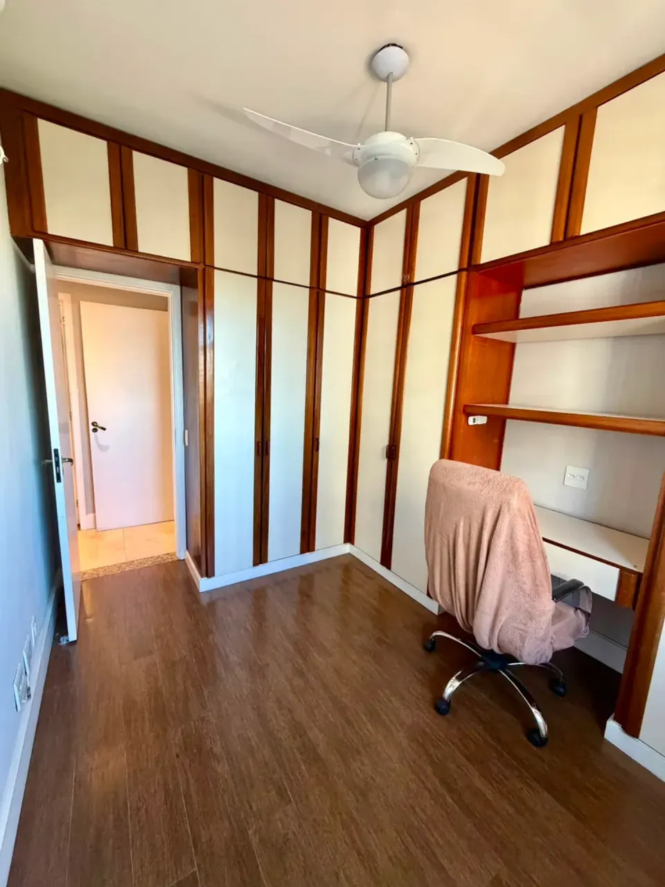 Furnished apartment with 3 bedrooms and 2 bathrooms — photo 10
