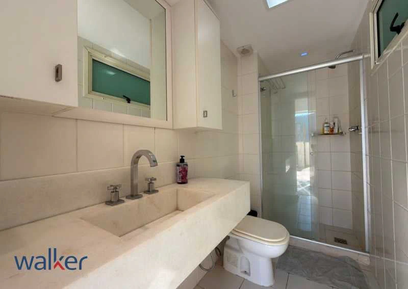 Furnished 4-bedroom penthouse with 239 m² and 2 parking — photo 2