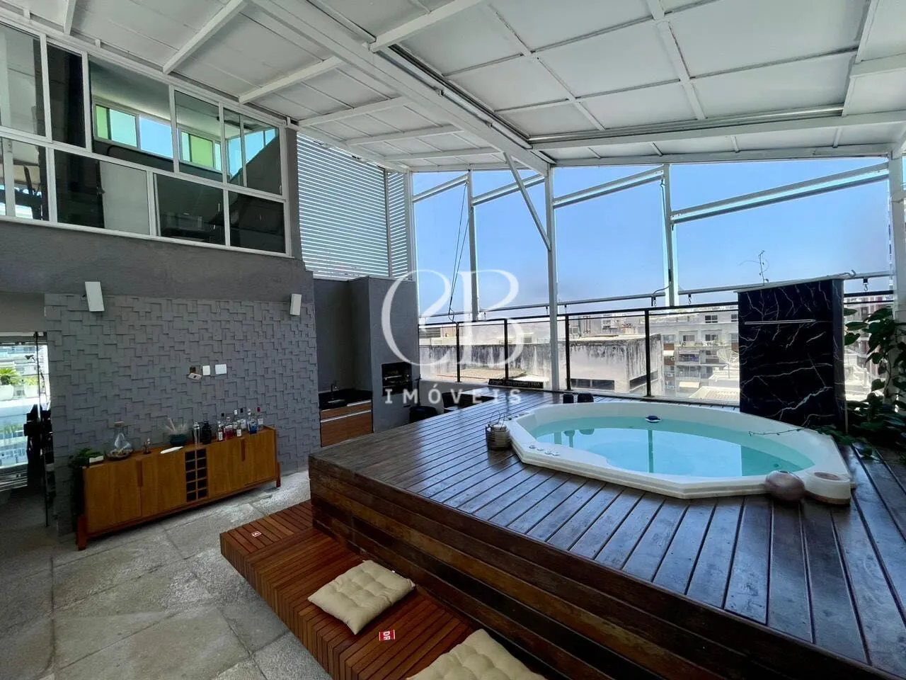 Furnished duplex with 5 bedrooms and balcony grill — photo 3