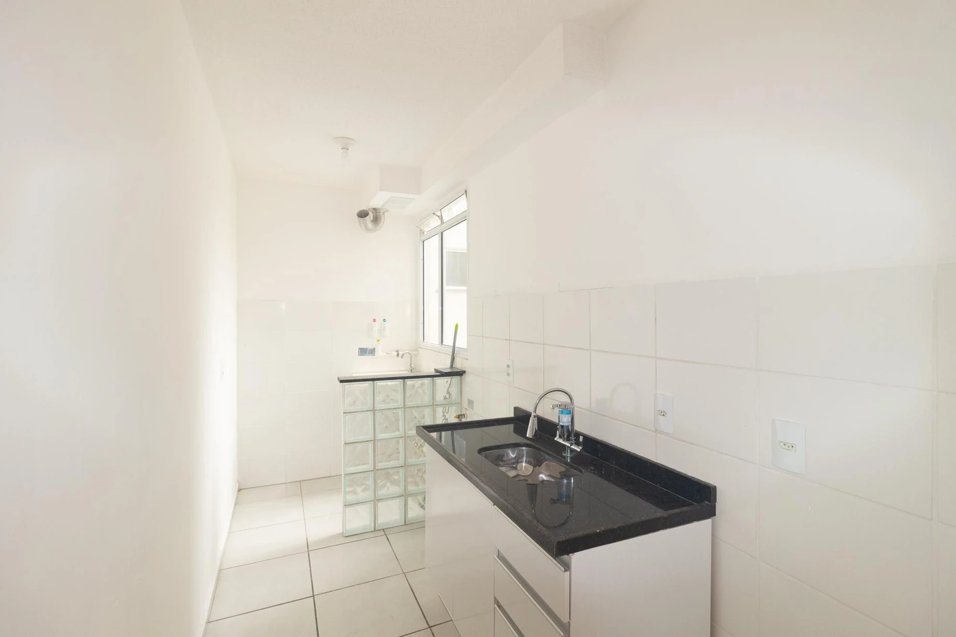 Apartamento com piso de madeira ou laminado, Cosmos — photo 27