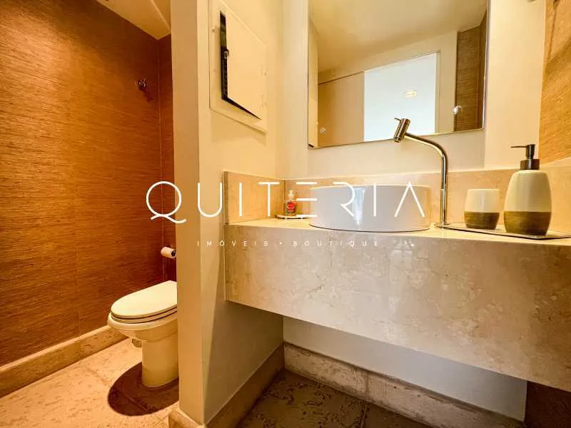 Apartamento duplex com varanda, 3 quartos e 5 banheiros — photo 18