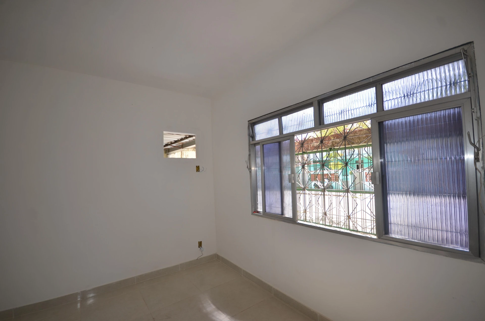 2-bedroom house with a washing machine — photo 27
