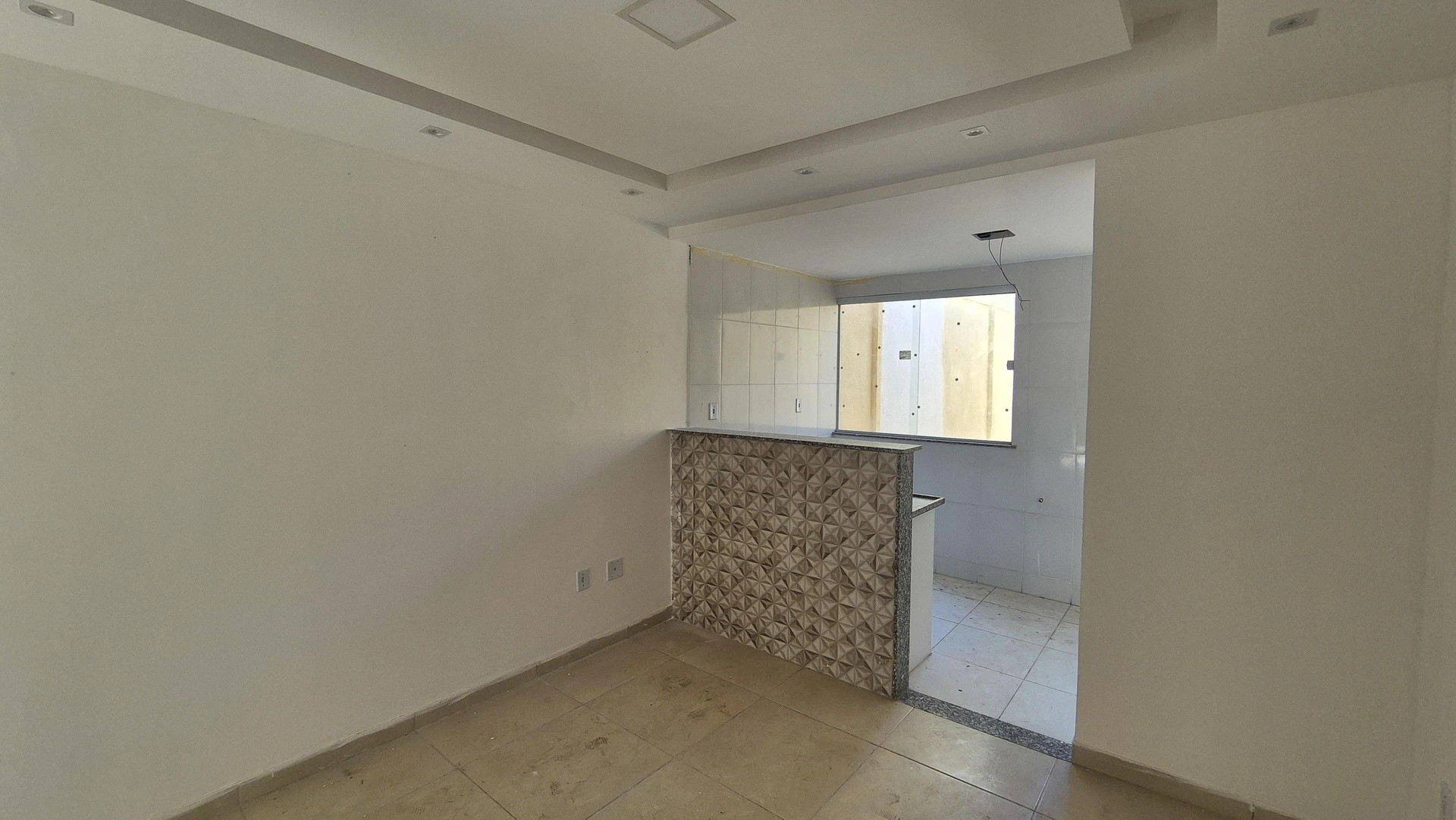 2-bedroom apartment with 1 bathroom and parking — photo 35