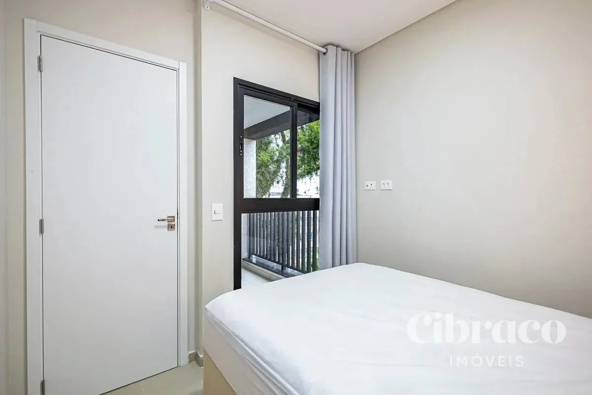 Furnished apartment, 31 m², with a glass-enclosed balcony — photo 21