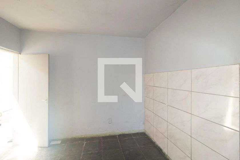 58 m² studio with 1 bedroom, 1 bathroom, and 1 parking — photo 3