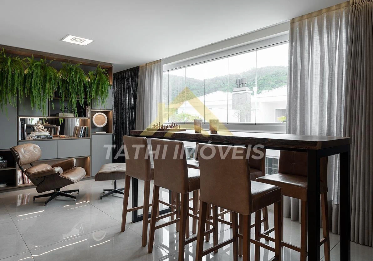 Посудомоечная машина и 3 спальни: квартира 232 м² — photo 23