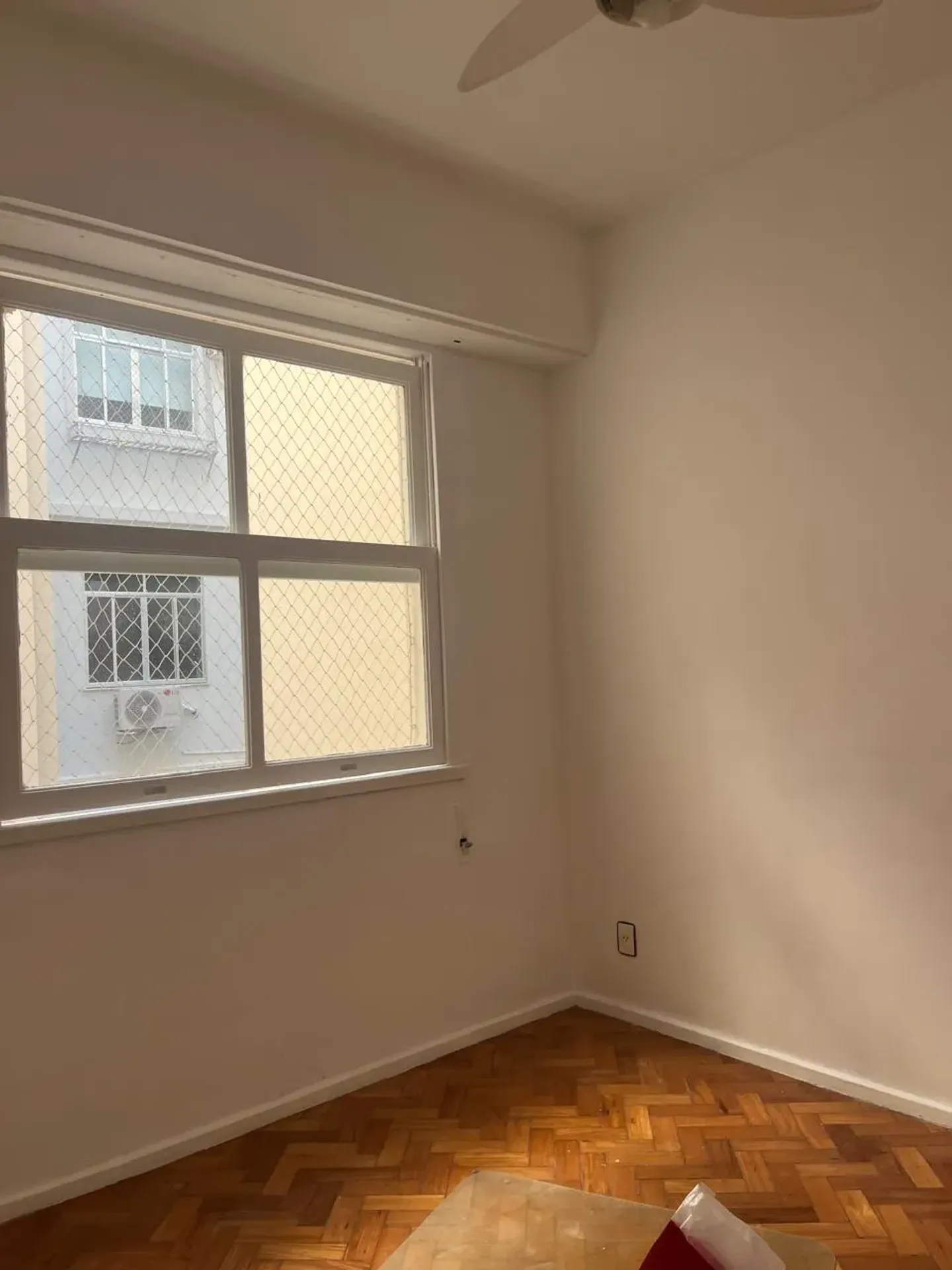 Apartment with 3 bedrooms and 2 bathrooms — photo 37