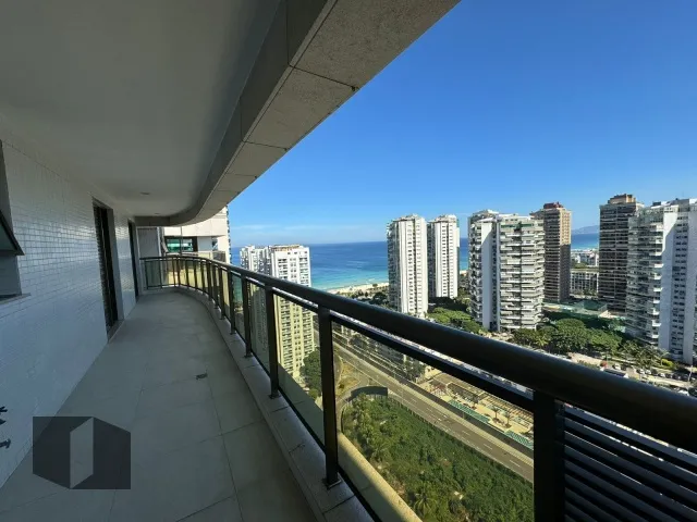 Furnished penthouse apartment with 5 bedrooms and 5 baths — photo 34