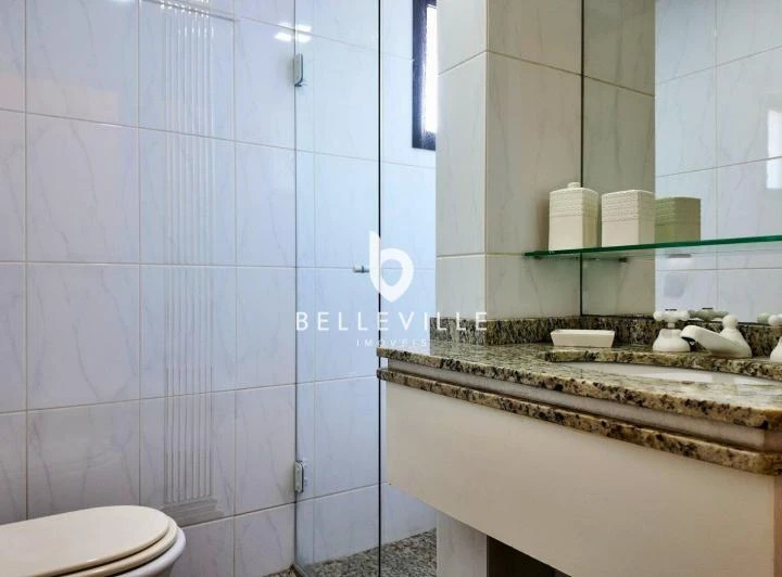 Apartamento de 3 dormitorios con cocina abierta y 254 m² — photo 7