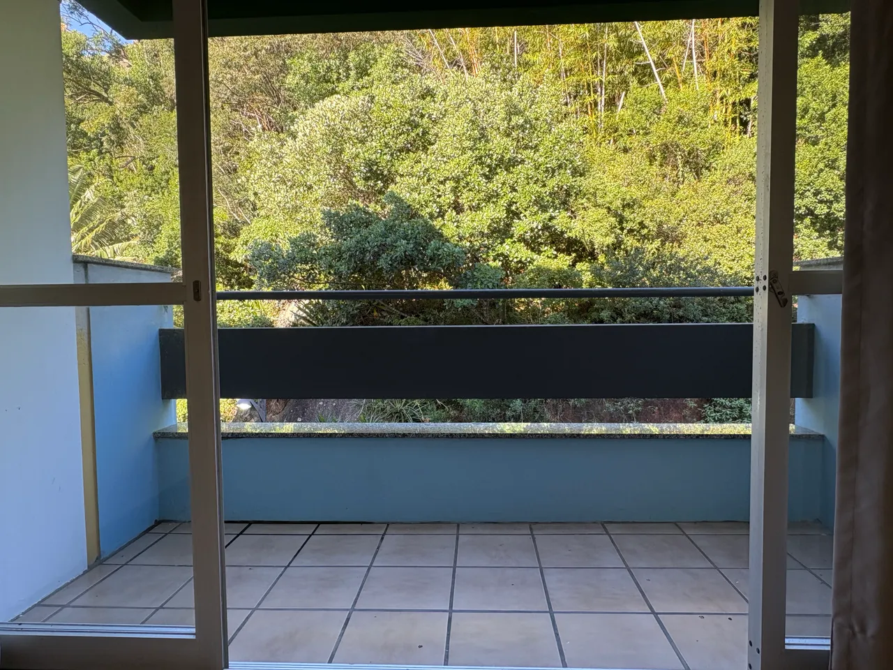 Apartamento amueblado de 1 dormitorio con cocina abierta — photo 17
