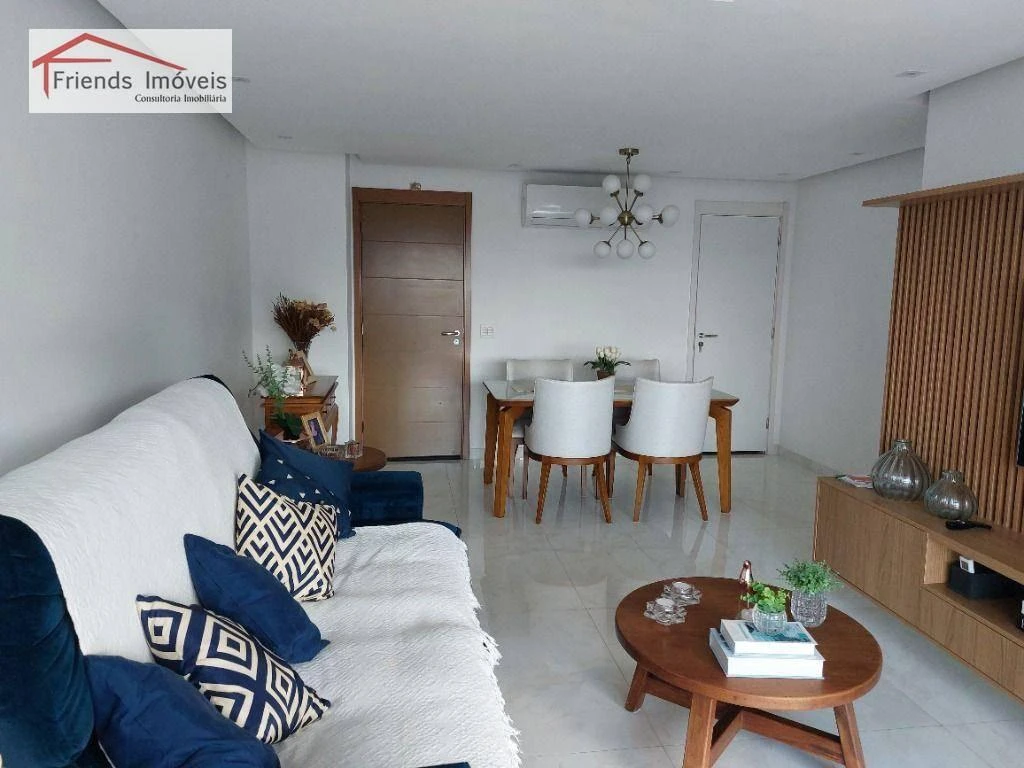 4-bedroom apartment in a building with a sauna — photo 9