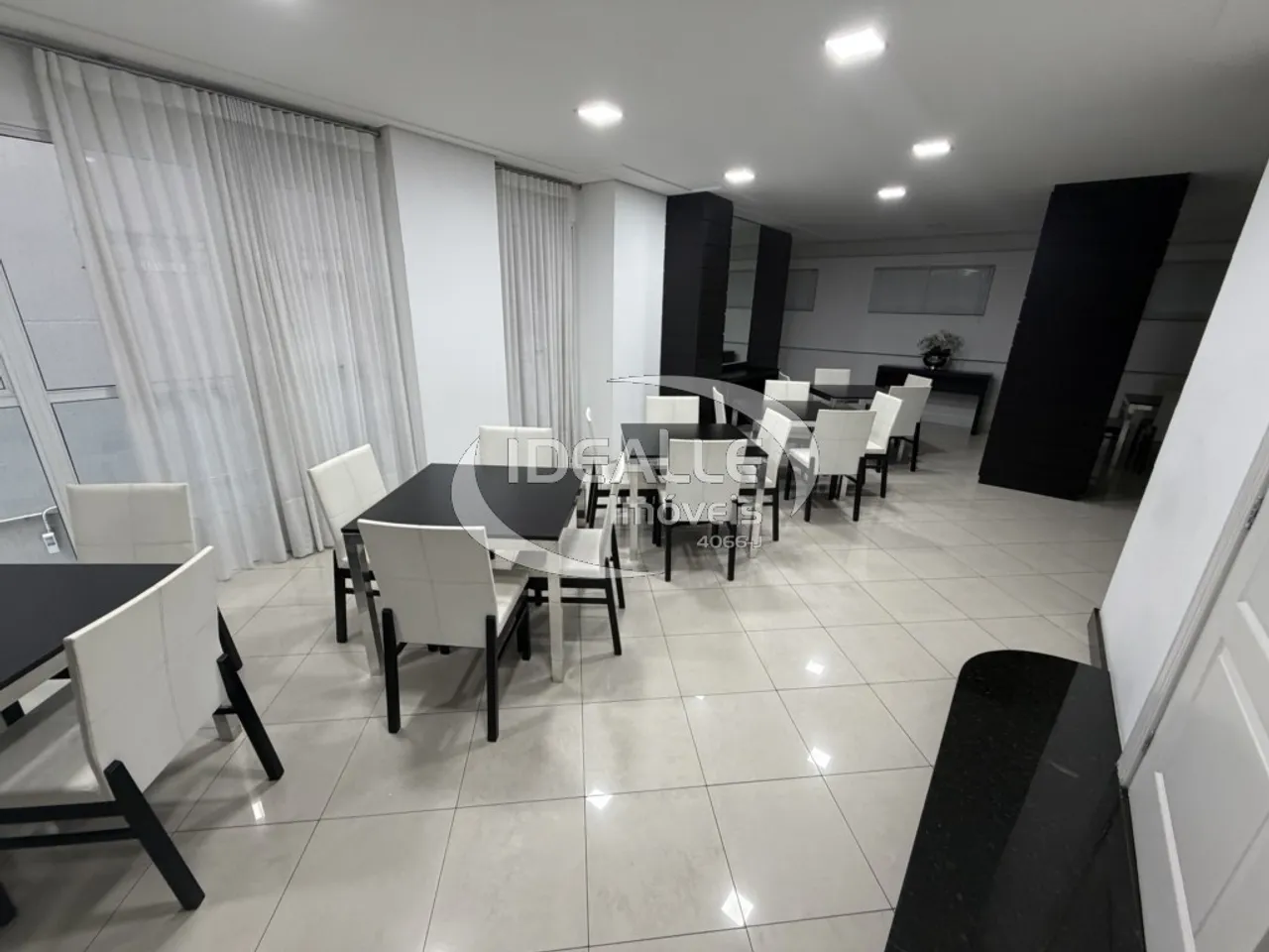 3-bedroom apartment with enclosed balcony and 2 parking spots — photo 20