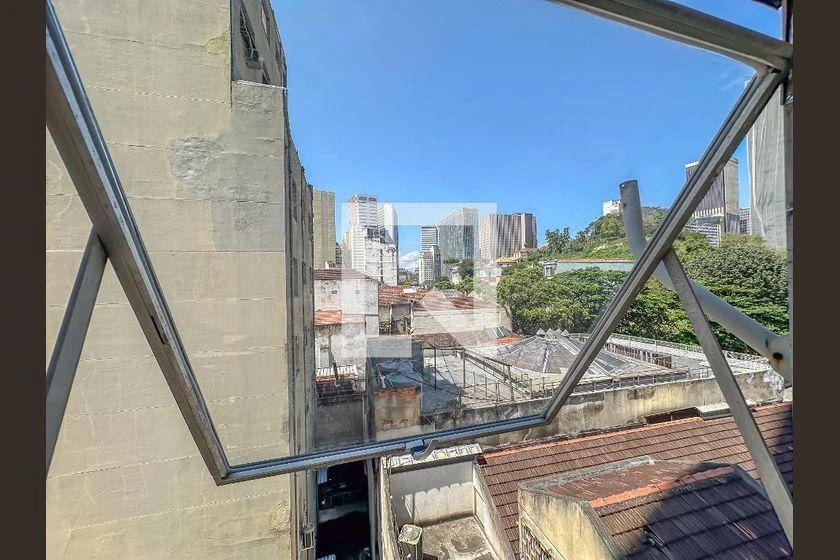 Monoambiente con espacio de home office en Rio de Janeiro — photo 23