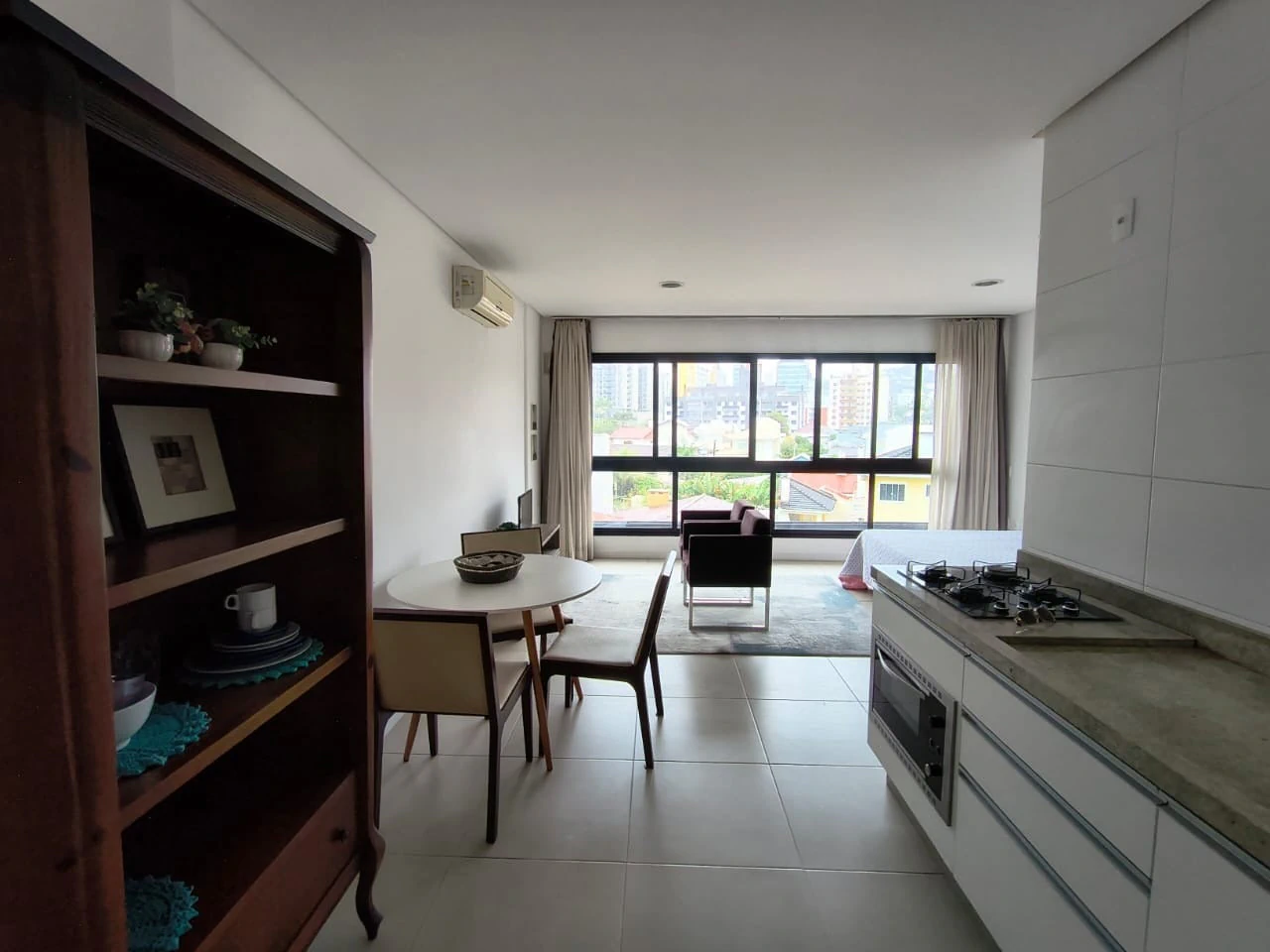 1-bedroom apartment with open kitchen and 85 m²