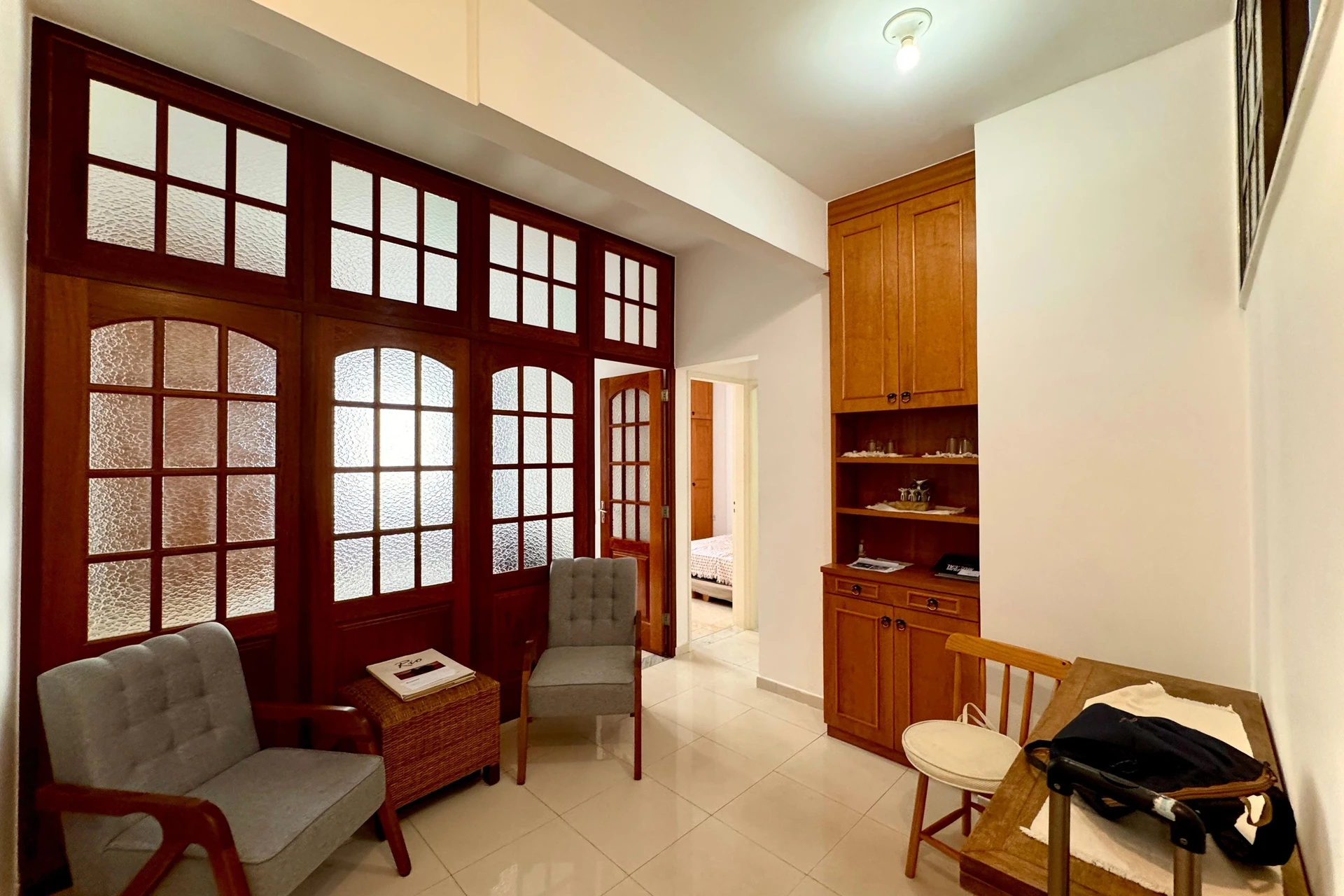 Furnished 2-bedroom apartment with pets allowed