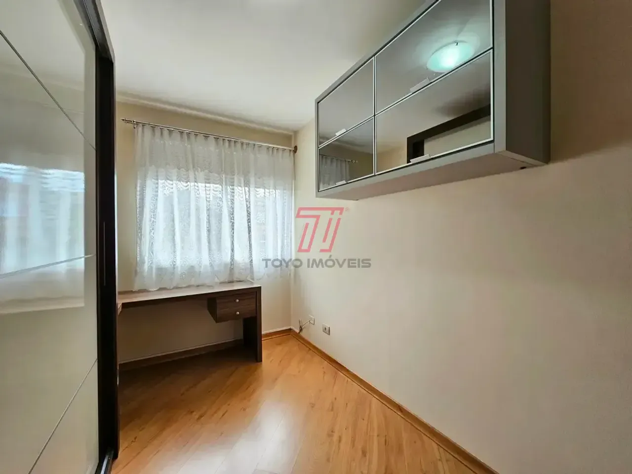 Квартира з 3 спальнями 98 м² і балконом — photo 13