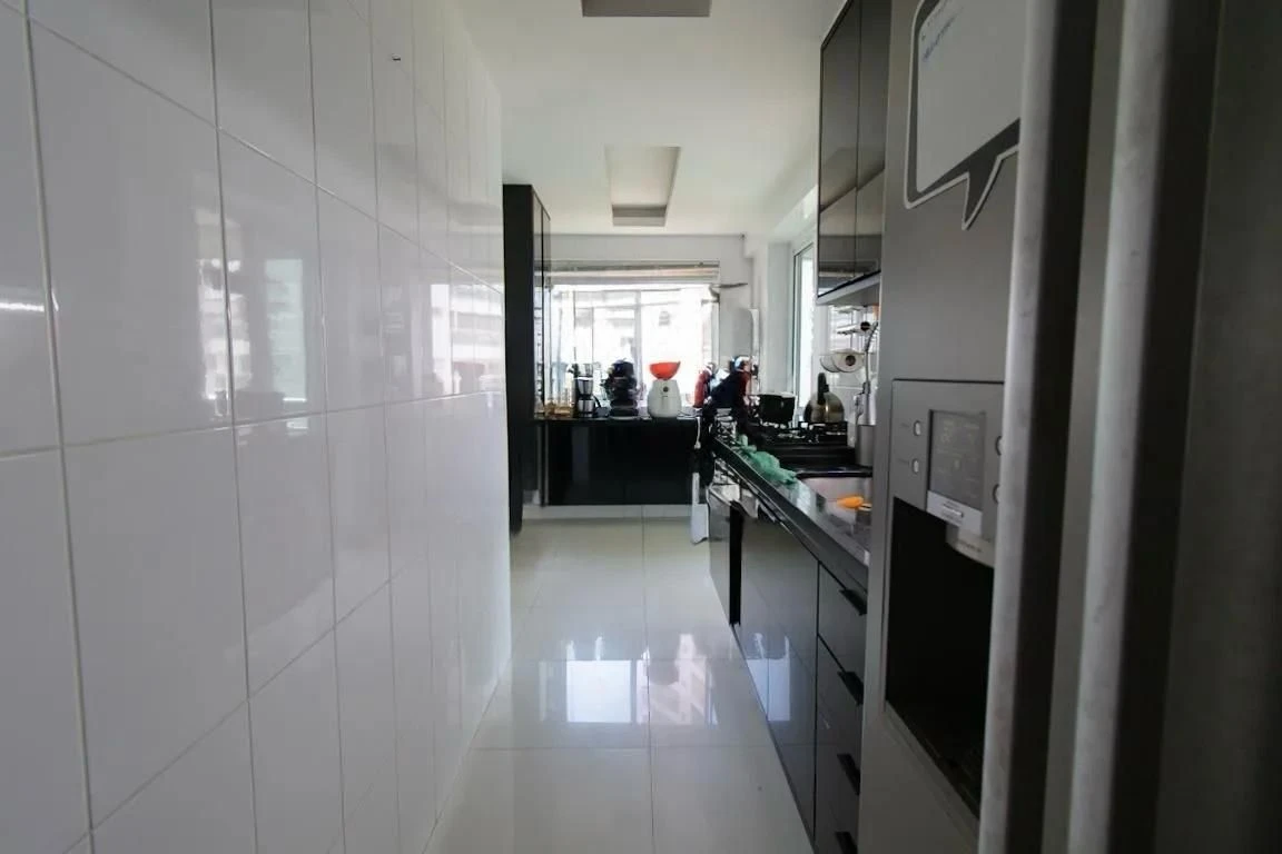 Apartamento mobiliado com 3 dormitórios e cozinha aberta a gás — photo 9