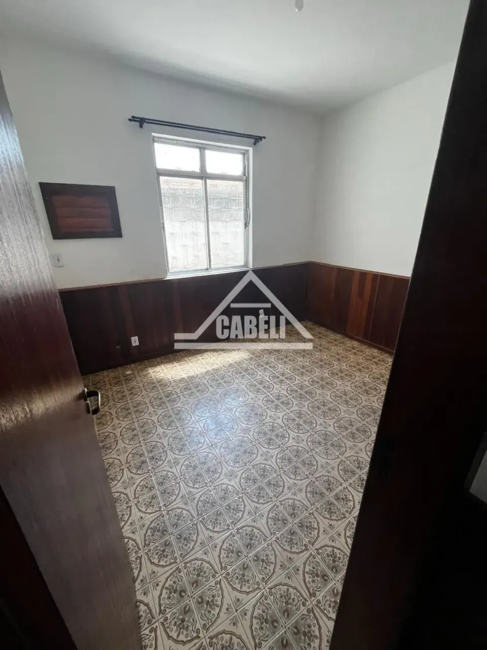 Apartamento de 90 m² com 2 quartos e 1 banheiro — photo 2