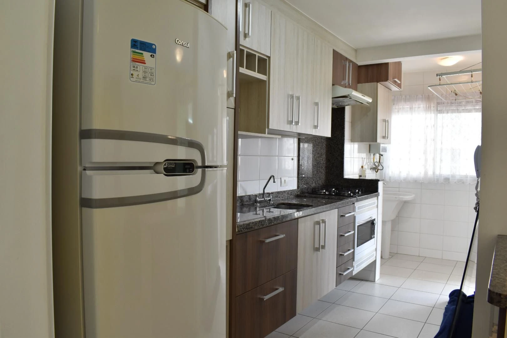 2-bedroom apartment with a home office in Curitiba — photo 49