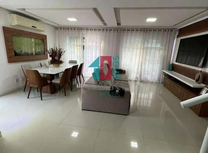 Casa amueblada de 196 m² con 4 dormitorios y 2 plazas
